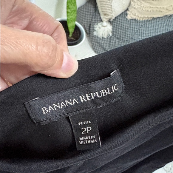 Banana Republic Elegant Black Women's Dress Size 2P - Picture 4 of 6